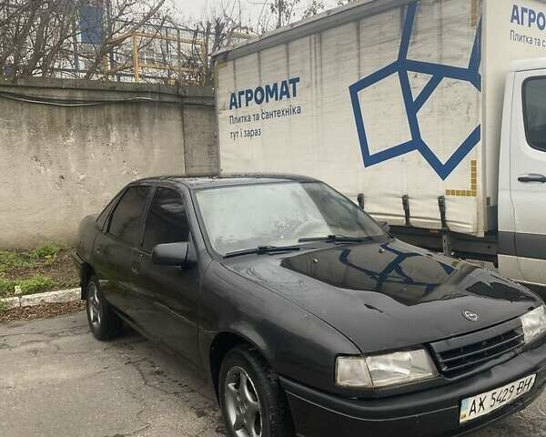 Чорний Опель Вектра, об'ємом двигуна 1.6 л та пробігом 258 тис. км за 1200 $, фото 2 на Automoto.ua