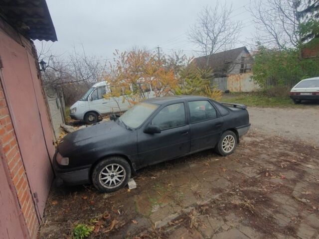 Черный Опель Вектра, объемом двигателя 2 л и пробегом 150 тыс. км за 700 $, фото 2 на Automoto.ua