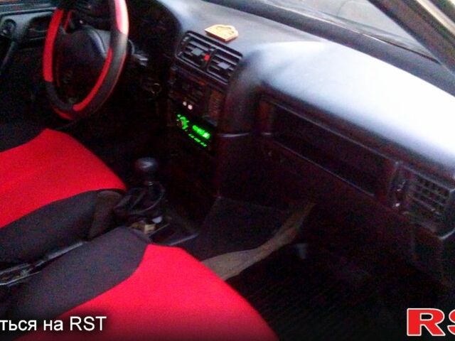 Черный Опель Вектра, объемом двигателя 2 л и пробегом 160 тыс. км за 1550 $, фото 11 на Automoto.ua