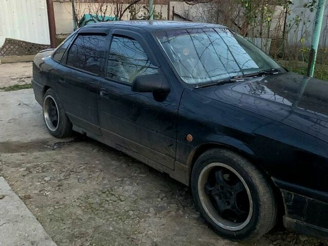 Черный Опель Вектра, объемом двигателя 20 л и пробегом 428 тыс. км за 1450 $, фото 2 на Automoto.ua