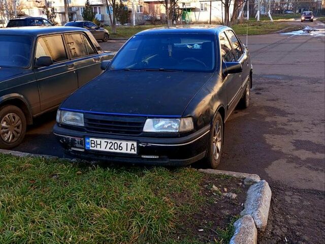 Чорний Опель Вектра, об'ємом двигуна 2 л та пробігом 0 тис. км за 1300 $, фото 1 на Automoto.ua