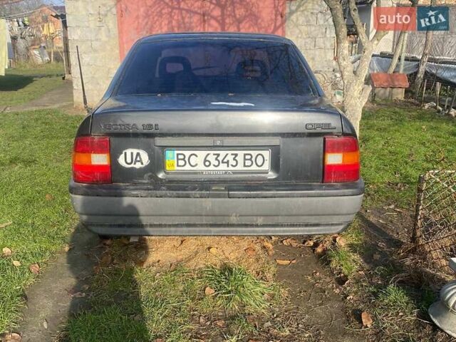 Чорний Опель Вектра, об'ємом двигуна 1.6 л та пробігом 181 тис. км за 1000 $, фото 3 на Automoto.ua