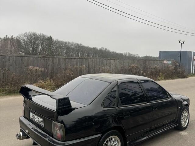 Черный Опель Вектра, объемом двигателя 2 л и пробегом 130 тыс. км за 1300 $, фото 2 на Automoto.ua