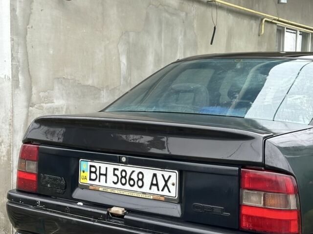 Черный Опель Вектра, объемом двигателя 2 л и пробегом 180 тыс. км за 1850 $, фото 6 на Automoto.ua