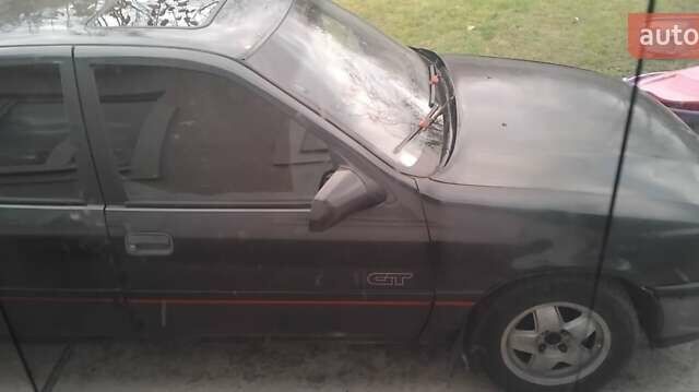 Чорний Опель Вектра, об'ємом двигуна 0 л та пробігом 273 тис. км за 1100 $, фото 6 на Automoto.ua