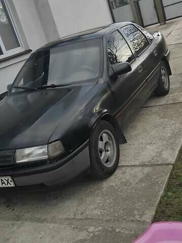 Чорний Опель Вектра, об'ємом двигуна 0 л та пробігом 273 тис. км за 1100 $, фото 3 на Automoto.ua