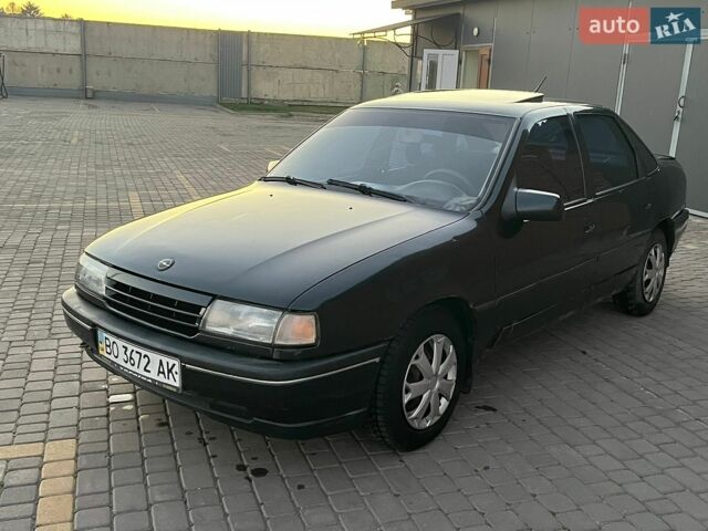 Чорний Опель Вектра, об'ємом двигуна 1.8 л та пробігом 350 тис. км за 699 $, фото 2 на Automoto.ua