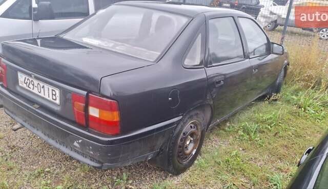 Черный Опель Вектра, объемом двигателя 0 л и пробегом 35 тыс. км за 1500 $, фото 2 на Automoto.ua