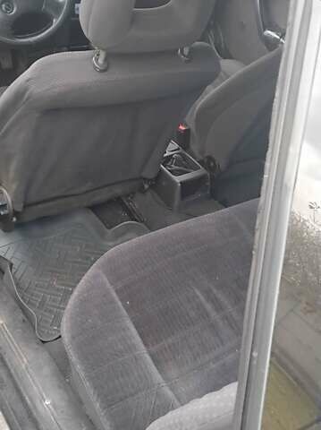 Чорний Опель Вектра, об'ємом двигуна 0 л та пробігом 273 тис. км за 1100 $, фото 2 на Automoto.ua