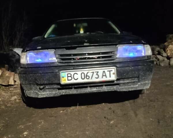 Черный Опель Вектра, объемом двигателя 1.7 л и пробегом 257 тыс. км за 1800 $, фото 12 на Automoto.ua