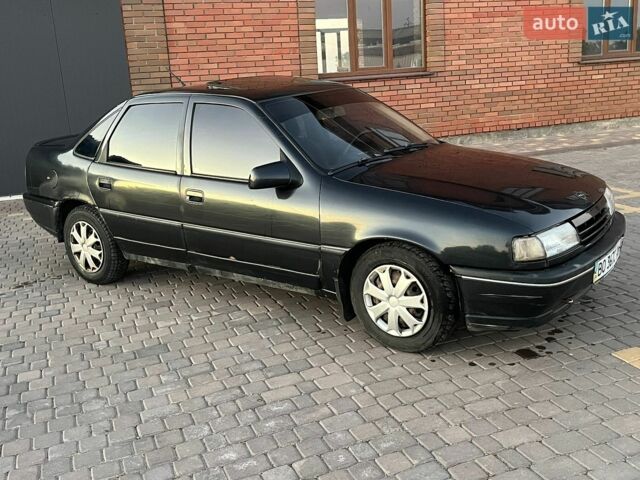 Чорний Опель Вектра, об'ємом двигуна 1.8 л та пробігом 350 тис. км за 699 $, фото 1 на Automoto.ua