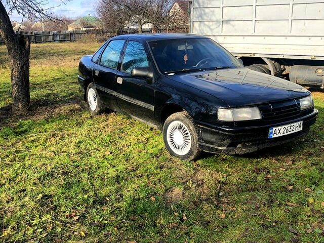 Чорний Опель Вектра, об'ємом двигуна 1.8 л та пробігом 77 тис. км за 1350 $, фото 5 на Automoto.ua