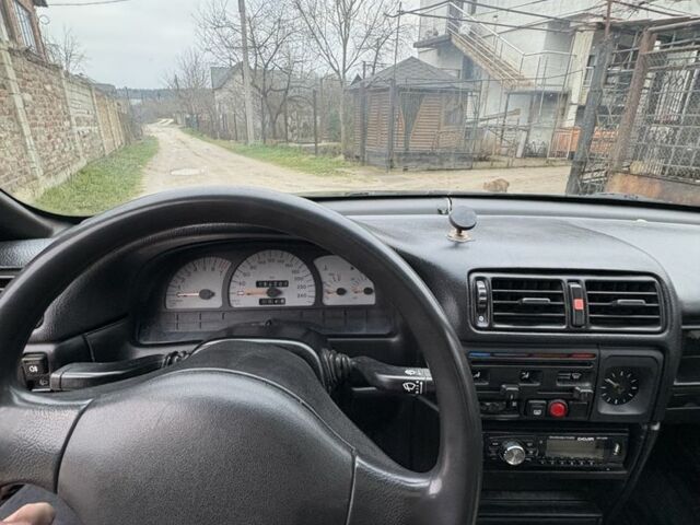 Черный Опель Вектра, объемом двигателя 1.6 л и пробегом 400 тыс. км за 1300 $, фото 7 на Automoto.ua