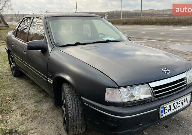 Черный Опель Вектра, объемом двигателя 1.8 л и пробегом 374 тыс. км за 1300 $, фото 2 на Automoto.ua