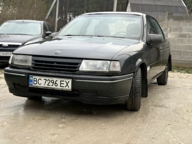 Черный Опель Вектра, объемом двигателя 1.6 л и пробегом 400 тыс. км за 1300 $, фото 2 на Automoto.ua