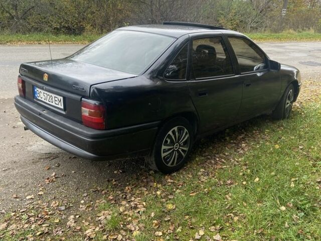 Черный Опель Вектра, объемом двигателя 2 л и пробегом 350 тыс. км за 1200 $, фото 9 на Automoto.ua