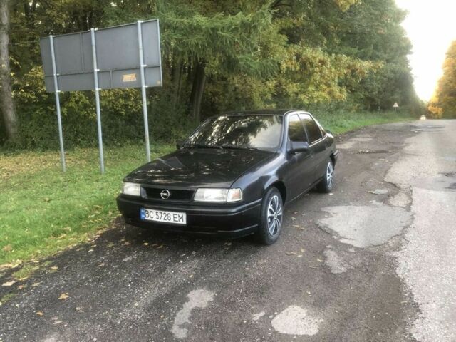 Черный Опель Вектра, объемом двигателя 2 л и пробегом 350 тыс. км за 1200 $, фото 21 на Automoto.ua