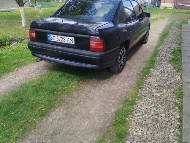 Чорний Опель Вектра, об'ємом двигуна 2 л та пробігом 350 тис. км за 38000 $, фото 5 на Automoto.ua