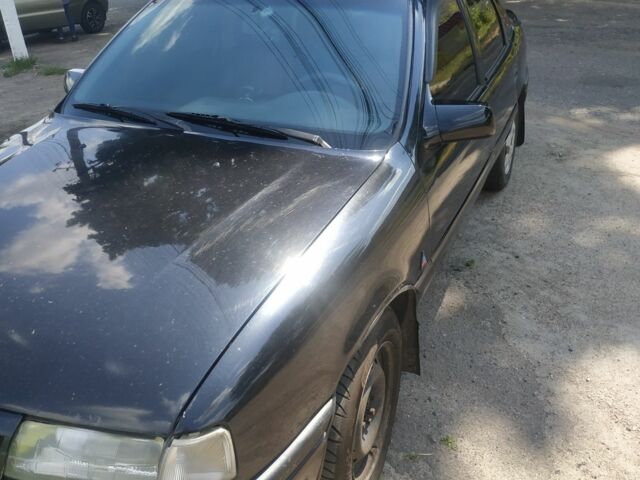 Черный Опель Вектра, объемом двигателя 1.8 л и пробегом 665 тыс. км за 1800 $, фото 12 на Automoto.ua