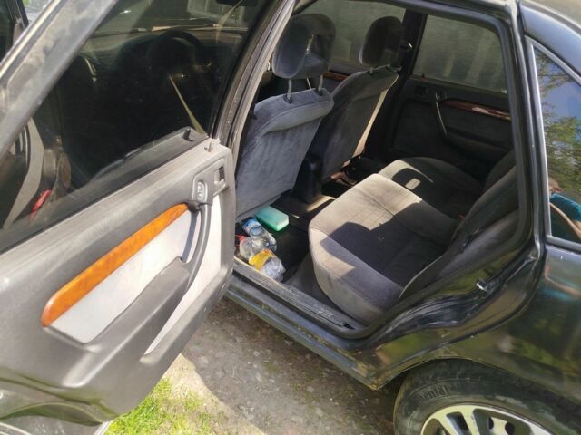 Чорний Опель Вектра, об'ємом двигуна 2 л та пробігом 350 тис. км за 38000 $, фото 6 на Automoto.ua