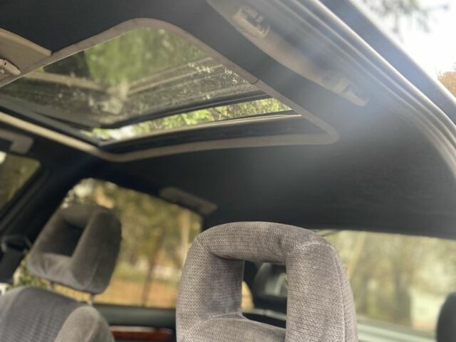 Черный Опель Вектра, объемом двигателя 2 л и пробегом 350 тыс. км за 1200 $, фото 2 на Automoto.ua