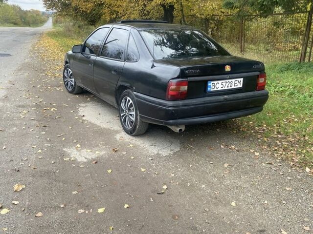 Черный Опель Вектра, объемом двигателя 2 л и пробегом 350 тыс. км за 1200 $, фото 10 на Automoto.ua