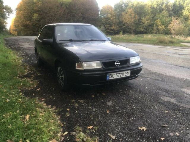 Черный Опель Вектра, объемом двигателя 2 л и пробегом 350 тыс. км за 1200 $, фото 14 на Automoto.ua