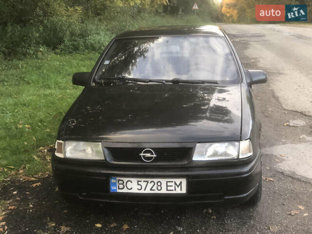 Черный Опель Вектра, объемом двигателя 2 л и пробегом 350 тыс. км за 1300 $, фото 12 на Automoto.ua