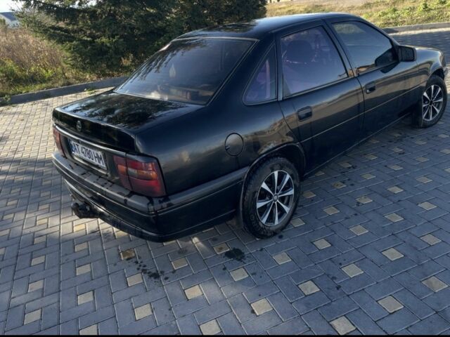 Черный Опель Вектра, объемом двигателя 2 л и пробегом 1 тыс. км за 1600 $, фото 1 на Automoto.ua