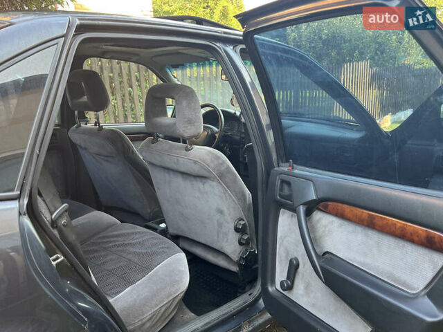 Черный Опель Вектра, объемом двигателя 2 л и пробегом 424 тыс. км за 1650 $, фото 11 на Automoto.ua