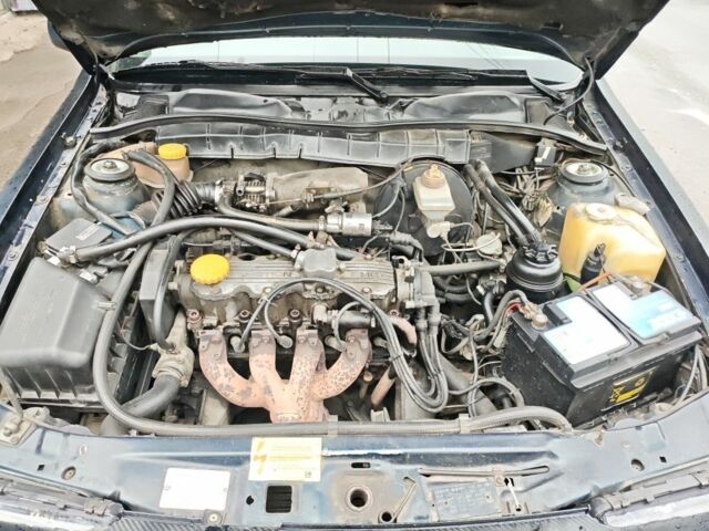 Черный Опель Вектра, объемом двигателя 2 л и пробегом 200 тыс. км за 1200 $, фото 6 на Automoto.ua