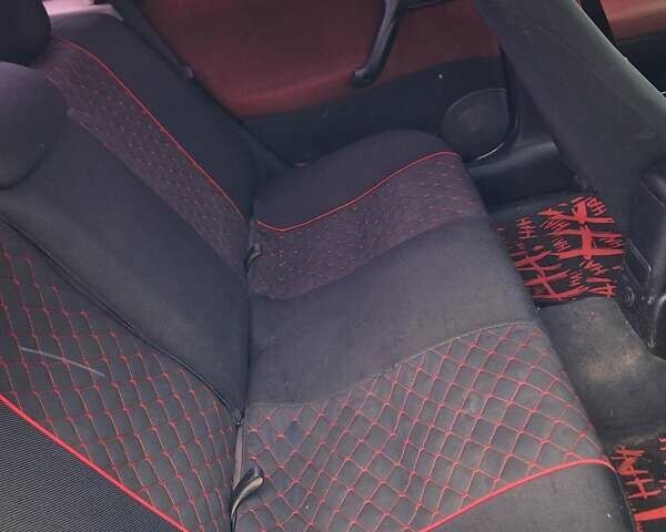 Черный Опель Вектра, объемом двигателя 1.7 л и пробегом 280 тыс. км за 1990 $, фото 11 на Automoto.ua