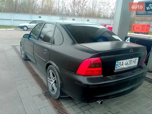 Чорний Опель Вектра, об'ємом двигуна 2 л та пробігом 300 тис. км за 2500 $, фото 7 на Automoto.ua