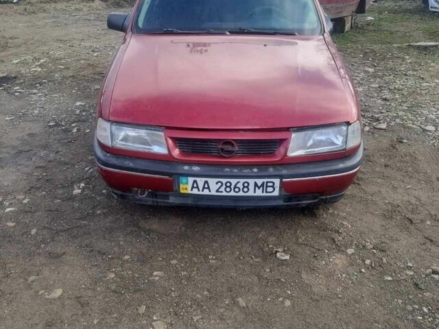 Черный Опель Вектра, объемом двигателя 1.6 л и пробегом 350 тыс. км за 600 $, фото 4 на Automoto.ua