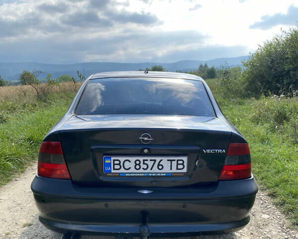 Чорний Опель Вектра, об'ємом двигуна 2 л та пробігом 474 тис. км за 2650 $, фото 5 на Automoto.ua