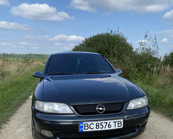 Чорний Опель Вектра, об'ємом двигуна 2 л та пробігом 474 тис. км за 2650 $, фото 1 на Automoto.ua