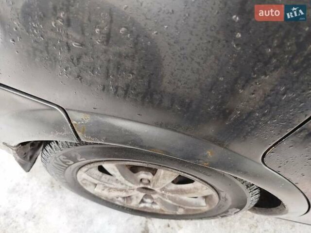 Чорний Опель Вектра, об'ємом двигуна 1.8 л та пробігом 320 тис. км за 2500 $, фото 6 на Automoto.ua