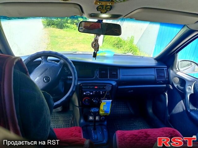 Черный Опель Вектра, объемом двигателя 16 л и пробегом 250 тыс. км за 3000 $, фото 2 на Automoto.ua