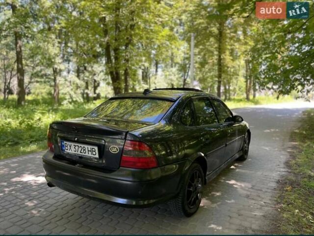 Черный Опель Вектра, объемом двигателя 1.6 л и пробегом 300 тыс. км за 1850 $, фото 7 на Automoto.ua