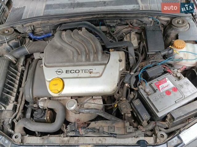 Черный Опель Вектра, объемом двигателя 1.6 л и пробегом 396 тыс. км за 2300 $, фото 23 на Automoto.ua