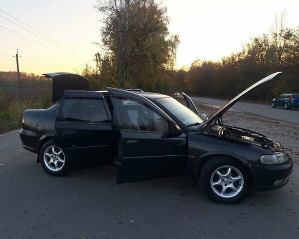 Чорний Опель Вектра, об'ємом двигуна 1.8 л та пробігом 340 тис. км за 2600 $, фото 2 на Automoto.ua