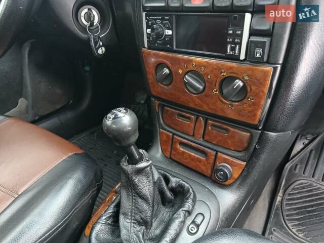 Черный Опель Вектра, объемом двигателя 1.8 л и пробегом 447 тыс. км за 1950 $, фото 11 на Automoto.ua