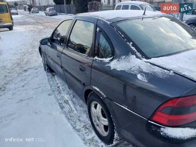Чорний Опель Вектра, об'ємом двигуна 1.8 л та пробігом 441 тис. км за 1550 $, фото 2 на Automoto.ua