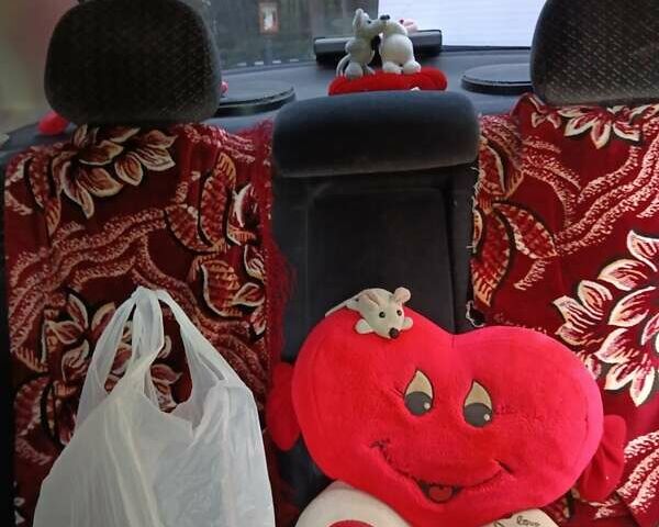 Черный Опель Вектра, объемом двигателя 1.6 л и пробегом 396 тыс. км за 2300 $, фото 13 на Automoto.ua