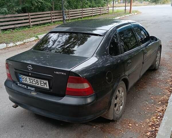 Чорний Опель Вектра, об'ємом двигуна 1.6 л та пробігом 350 тис. км за 2400 $, фото 3 на Automoto.ua