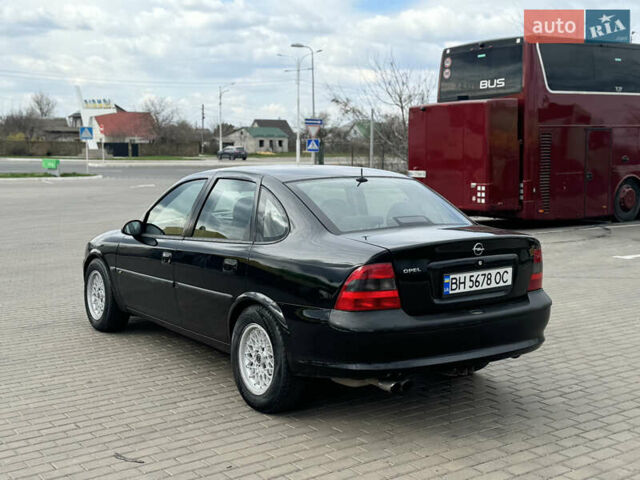 Черный Опель Вектра, объемом двигателя 2 л и пробегом 400 тыс. км за 2950 $, фото 3 на Automoto.ua