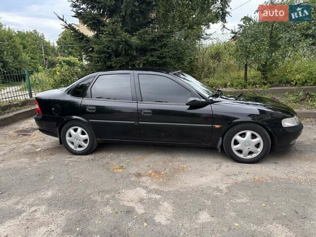 Опель Вектра 1998 в Львове на Automoto.ua Черный Опель Вектра, объемом двигателя 1.8 л и пробегом 223 тыс. км за 2800 $, фото 1 на Automoto.ua
