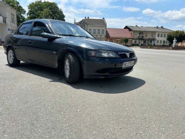 Опель Вектра 1998 в Ходорів на Automoto.ua Черный Опель Вектра, объемом двигателя 1.8 л и пробегом 186 тыс. км за 2000 $, фото 5 на Automoto.ua