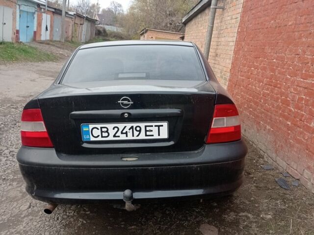 Черный Опель Вектра, объемом двигателя 1.8 л и пробегом 300 тыс. км за 2800 $, фото 4 на Automoto.ua