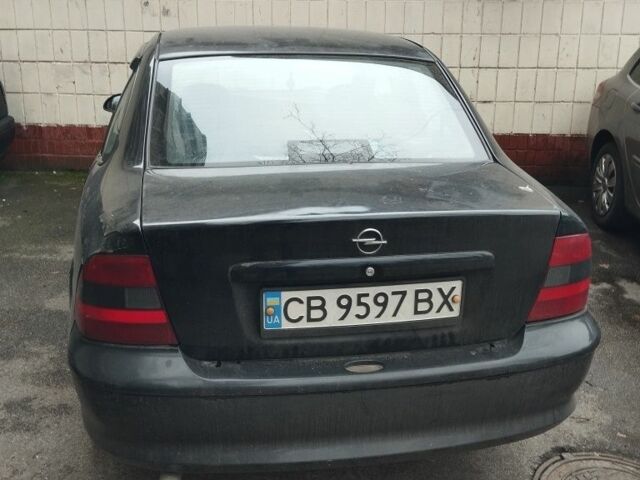Чорний Опель Вектра, об'ємом двигуна 2 л та пробігом 320 тис. км за 1900 $, фото 4 на Automoto.ua